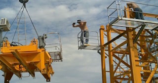 Демонтаж башенного крана в Кашире - услуги по демонтажу от Сварной-Кшр от 1582 руб.