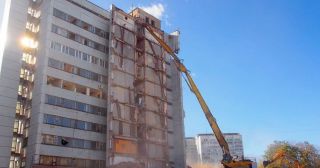 Демонтаж многоэтажного дома Кашира, цена от 3743 руб.